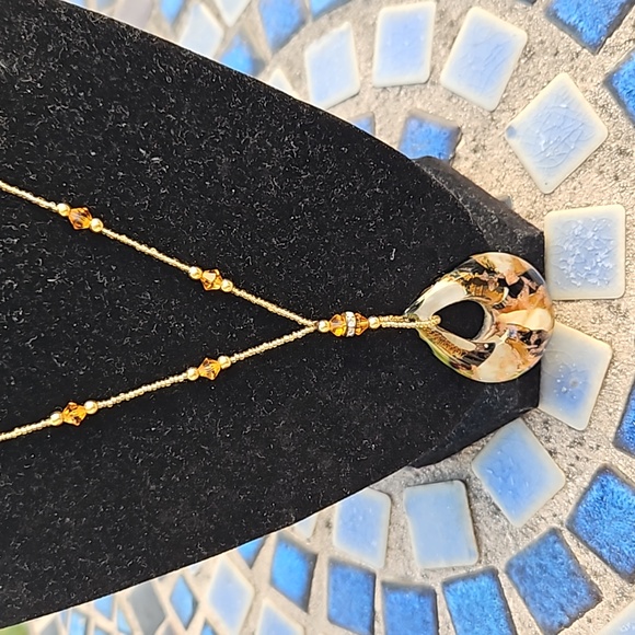 Goldtone Chain Glass Gold Black White Pendant. Made in Italy. - Picture 3 of 4